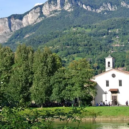 The Lake House Vakantiehuis *