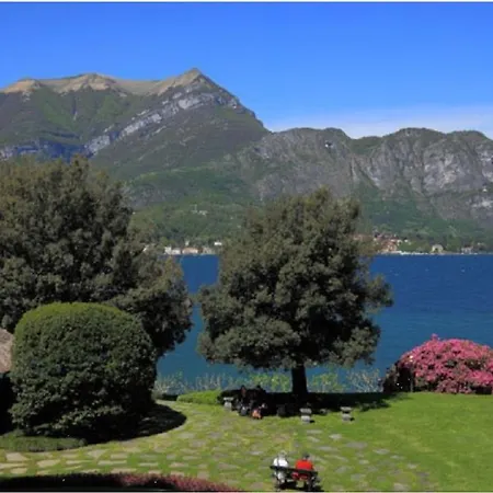 The Lake House Hébergement de vacances Calolziocorte